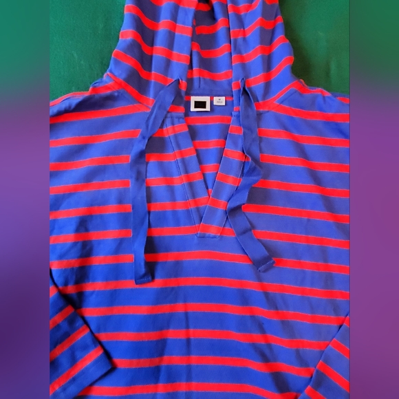 GAP hooded  sweatshirt NWOT - Picture 7 of 9